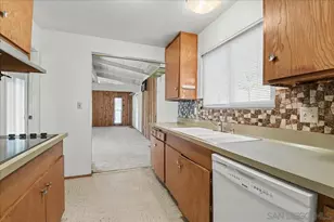 7175 Bobhird Dr, San Diego, CA 92119 - Photo 11