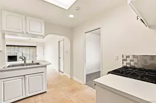 4604 Isleta Ave, San Diego, CA 92117 - Photo 11