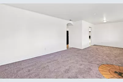  4604 Isleta Ave., San Diego, CA 92117 - Photo 5