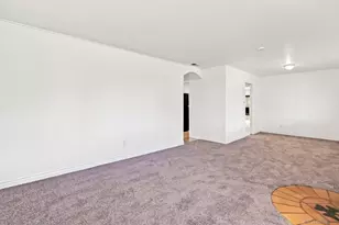 4604 Isleta Ave, San Diego, CA 92117 - Photo 5