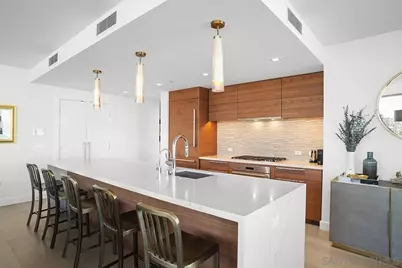  888 W E Street #1801, San Diego, CA 92101 - Photo 19