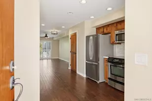 801 W Hawthorn, San Diego, CA 92101 - Photo 9