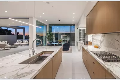  521 S Rios Ave, Solana Beach, CA 92075 - Photo 15