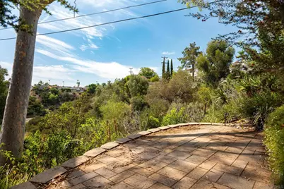  4653 E Talmadge Dr, San Diego, CA 92116 - Photo 51
