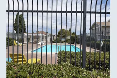  318 Riverview Way, Oceanside, CA 92057 - Photo 13