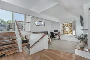 221 B Ave, Coronado, CA 92118 - Photo 15