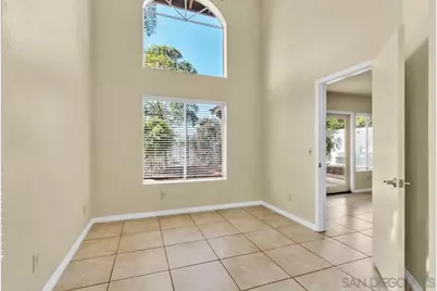  1861 Avenida Segovia, Oceanside, CA 92056 - Photo 5