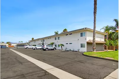  330 N Juniper Street, Escondido, CA 92025 - Photo 3