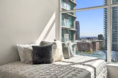  1080 Park Blvd #902, San Diego, CA 92101 - Photo 25