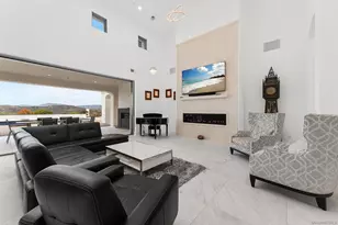8128 Run of the Knolls, San Diego, CA 92127 - Photo 7