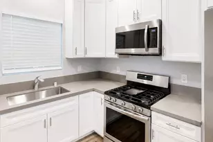 1228 Grand, San Diego, CA 92109 - Photo 5