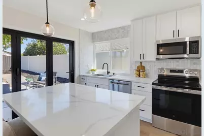  10945 Janice Ct, San Diego, CA 92126 - Photo 13