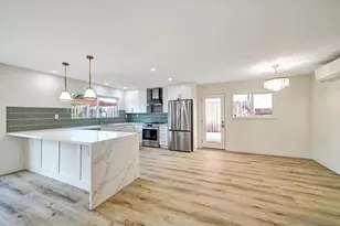 2802 Cowley Way, San Diego, CA 92110 - Photo 17
