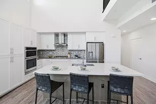 2420 Community Ln, San Diego, CA 92108 - Photo 3