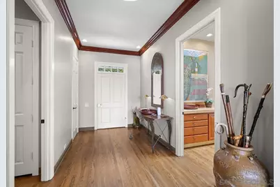  7612 Hillside Dr, La Jolla, CA 92037 - Photo 7