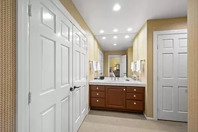  7612 Hillside Dr, La Jolla, CA 92037 - Photo 35
