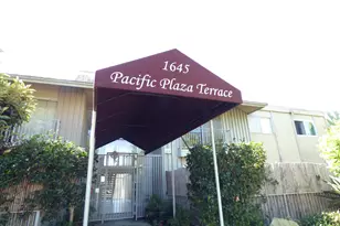 1645 Emerald St, San Diego, CA 92109 - Photo 17