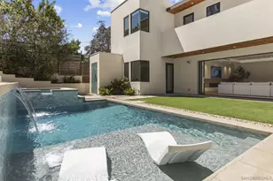 6349 Castejon, La Jolla, CA 92037 - Photo 11