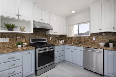  2956 Mission Village Drive, San Diego, CA 92123 - Photo 13