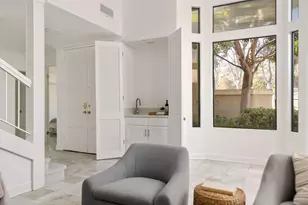 7977 Caminito Del Cid, La Jolla, CA 92037 - Photo 9