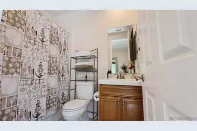  3703 Mandolin Ave, Simi Valley, CA 93063 - Photo 19