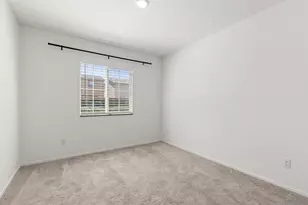 30800 Acappella Dr, Winchester, CA 92596 - Photo 19
