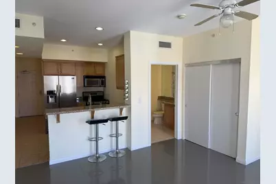  450 J St #6121, San Diego, CA 92101 - Photo 5