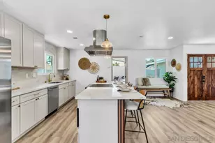 8782 Mulvaney Dr, San Diego, CA 92119 - Photo 9