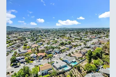  8782 Mulvaney Dr, San Diego, CA 92119 - Photo 33