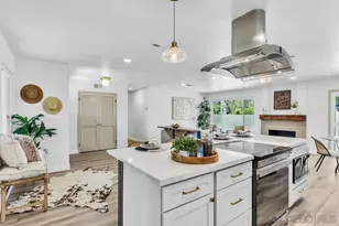 8782 Mulvaney Dr, San Diego, CA 92119 - Photo 9