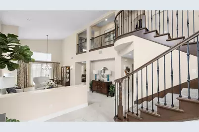 5437 Caminito Bayo, La Jolla, CA 92037 - Photo 5