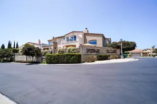 5437 Caminito Bayo, La Jolla, CA 92037 - Photo 45