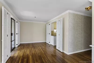  2130 Vallecitos #246, La Jolla, CA 92037 - Photo 11