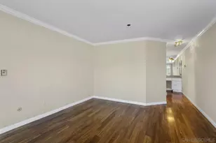 2130 Vallecitos, La Jolla, CA 92037 - Photo 17