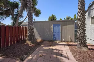 4667 Lotus St, San Diego, CA 92107 - Photo 31