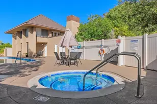 7546 Caminito Avola, La Jolla, CA 92037 - Photo 43