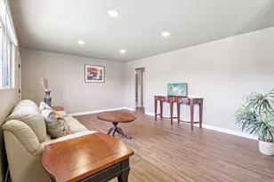 4610 Lyric Ln, San Diego, CA 92117 - Photo 11