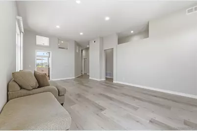  804 Calle Montera, Escondido, CA 92025 - Photo 7