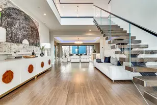 6389 Castejon, La Jolla, CA 92037 - Photo 3