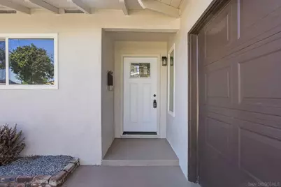  8262 Beaver Lake Drive, San Diego, CA 92119 - Photo 5