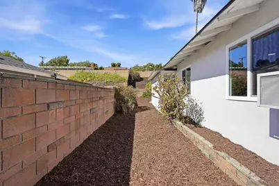  8262 Beaver Lake Drive, San Diego, CA 92119 - Photo 33