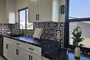 244 26th St, San Diego, CA 92102 - Photo 13