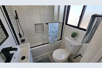  244 26th St, San Diego, CA 92102 - Photo 11