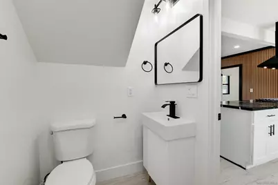 244 26th St, San Diego, CA 92102 - Photo 15