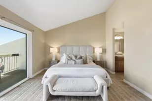 6547 Caminito Catalan, La Jolla, CA 92037 - Photo 17