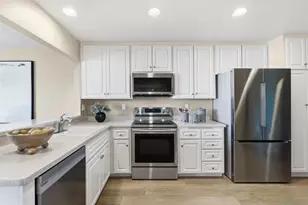 6547 Caminito Catalan, La Jolla, CA 92037 - Photo 9