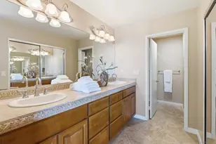6547 Caminito Catalan, La Jolla, CA 92037 - Photo 19
