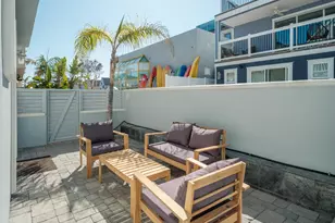 724 Seagirt Ct, San Diego, CA 92109 - Photo 15