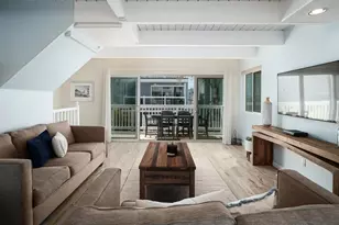 724 Seagirt Ct, San Diego, CA 92109 - Photo 5