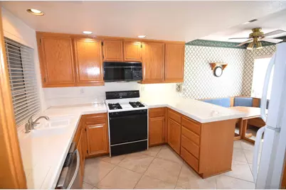  970 Somerset Ct. #Unit C, Chula Vista, CA 91915 - Photo 11